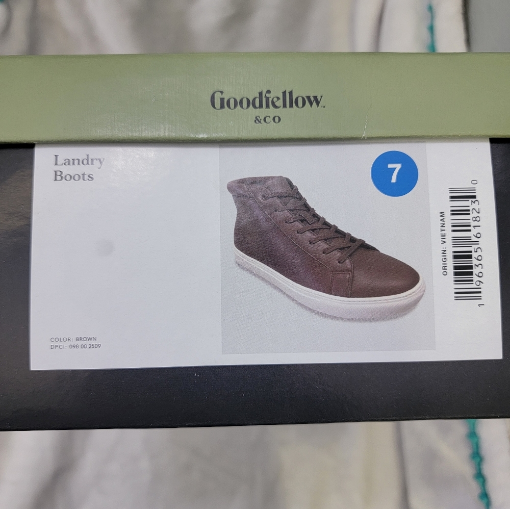 Goodfellow High Top Sneakers - Picture 2 of 8